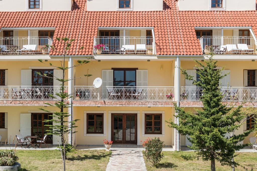 Albouro Seafront Apartments Katelios Luaran gambar