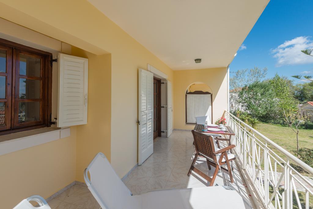 Albouro Seafront Apartments Katelios Luaran gambar