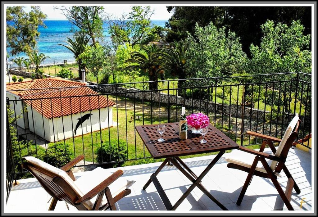 Albouro Seafront Apartments Katelios Luaran gambar